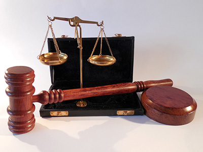 Law justice symbols - gavel and scales